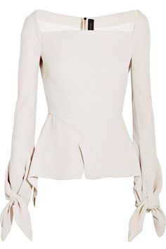 Fashion Tops Blouse, Fashion Enthusiast, Classy Work Outfits, Roland Mouret, 20th Anniversary, Work Attire, Looks Style