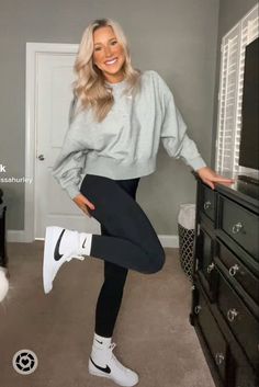 Nike Outfits For Women Fashion, Nike Blazer Outfit Casual, Hi Top Nike Outfit, Nike Blazer Outfit With Leggings, Nike Women’s Outfits, Leggings With High Tops, Woman’s Nike High Top Outfit, How To Style Nike Blazers With Leggings, Nike Blazer Outfit Womens Winter