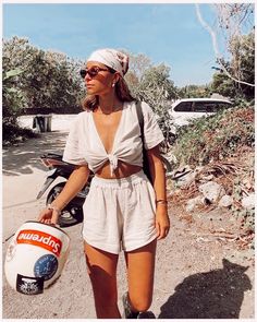 Mexico Beach Outfits, What To Wear In Hawaii, Bali Outfit, Hawaii Outfit, Tropical Outfits, Mexico Vacation Outfits, Rome Outfits, Jamaica Outfits