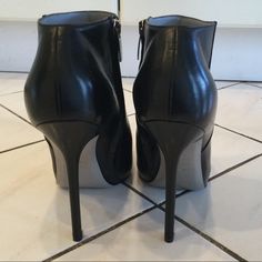 [Never Worn] Sergio Rossi Black Leather Almond Toe Hidden Platform Stiletto Heel Ankle Booties In Size 37.5 Heel Height 4.5”, Hidden Platform 0.50”....All Measurements Are Approximate. Box, Dust Bag, And Extra Heel Taps Included Formal Almond Toe Heeled Boots With 4-inch Heel, Elegant Party Booties With 4-inch Heel, Chic High Heel Boots With Leather Sole, Chic High Heeled Boots With Leather Sole, Elegant Pointed Toe Booties, Formal Heeled Boots With Sculpted High Heel, Sleek Ankle-high Heels For Formal Occasions, Sleek Ankle-high Heels For Formal Events, Office Ankle Boot Heels With Padded Heel