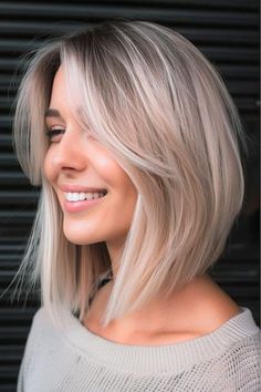 Long Bob Haircuts With Fringe, Lob Long Bangs, Blonde Lob Hairstyles, Graduated Long Bob, Short In The Back Long In The Front Hair, Bob With Long Front Pieces, A Line Lob Haircut, Graduated Lob