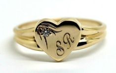 Heart Cut Signet Ring For Anniversary On Valentine's Day, Ring Models For Men, Heart Signet Ring, Letter Rings, Gold Initial Ring, Engagement Rings Couple, Jewelry Set Design, Gold Pendant Jewelry