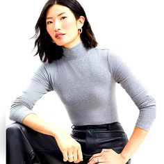 Loft Ribbed Mock Neck Top, Long Sleeves Size: L Color: Heather Grey New With Tags Never Worn Basic Tops For Winter Workwear, Basic Winter Workwear Tops, Mock Neck Top, Beck, Mock Neck, Heather Grey, Long Sleeve Tees, Loft, Long Sleeves