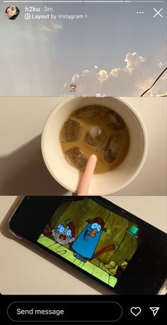 someone is using their cell phone to play the game spongebob on ice cream