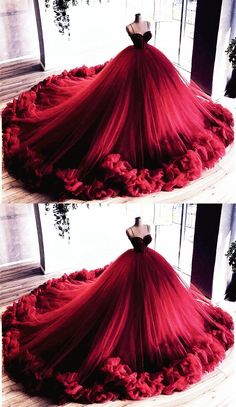 Burgundy Quinceanera Dresses Burgundy Quinceanera, Burgundy Ball Gown, Gown Ruffles, Burgundy Quinceanera Dresses, Ball Gown Prom Dress, Pretty Quinceanera Dresses, Dresses Ball Gown, Sweetheart Prom Dress, Cute Prom Dresses