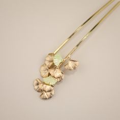 ❈Get 40% off when you buy 4 items ❈Materials:Resin/Copper ❈Measurements: 17.5*3.5 cm/Useable length: 9.5 cm Copper Gold Hair, Blank Hats, Ginkgo Leaf, Hair Accessories Gift, Copper Hair, Flower Hair Pin, Green Copper, Gold Hair, Pin Jewelry