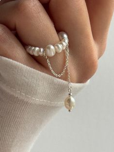 Natural Freshwater Pearl Band Ring, Elastic Stretch Ring, Adjustable Ring, Pearl Jewelry, Tassel Dangle Ring, Drop Pearl Jewelry - Etsy Bead Ring Bracelet, Beaded Wedding Rings, Elastic Wedding Ring, Jewelry Crafts Ring, Jewelry Techniques Pearl, Upcycle Pearl Jewelry, Hand For Jewelry, Adjustable Beaded Rings, Elastic Pearl Ring