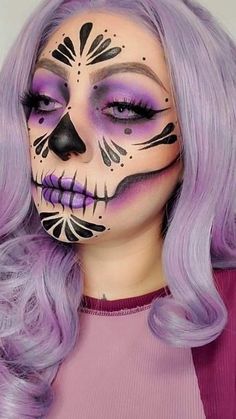 Purple Dia De Los Muertos Makeup Ideas, Purple Day Of The Dead Makeup, Purple Skeleton Makeup, Sugar Skull Face Paint For Women, Skeleton Makeup Colorful, Blue Sugar Skull Makeup, Skull Makeup Colorful, Purple Sugar Skull Makeup