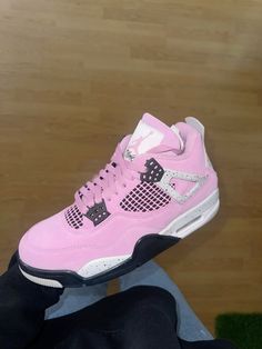 Jordan 4 Orchid Jordan 4 Orchid Outfit, Orchid Jordan 4, Jordan 4 Orchid, Pink 4s, Pink Jordans 4s, Partynextdoor Album, Fire Shoes, Pink Trainers, Pins Board