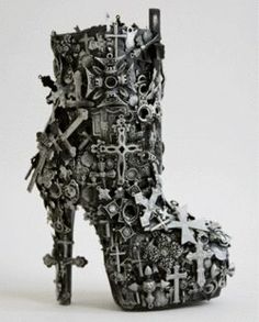 Futuristic Footwear, Gothic Boots, Awesome Shoes, Funky Shoes, Gothic Steampunk, Unique Shoes, Shoe Art