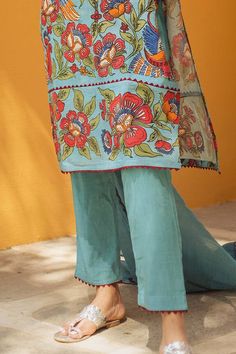 Blue kurta with hand painted mandaraa kalamkari motifs and triangle lace detailing. Paired with a co-ordinating triangle lace detailing straight pant and dupatta with embroidered scallop border. - Aza Fashions Kalamkari Motifs, Kalamkari Kurta, Scallop Border, Blue Kurta, Luxury Sale, Kurta With Pants, Fashion App, Pants Pattern, Modern Bride