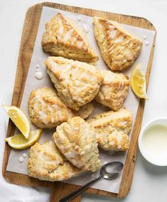 lemon scones with icing on a cutting board