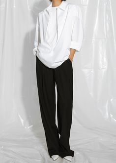 Gelso Pleated Trousers - Black – The Frankie Shop Wide Leg Bottoms With Folds For Workwear, Elegant Workwear Bottoms With Folds, Elegant Folded Bottoms For Workwear, Spring Workwear Bottoms With Folds, Chic Folded Bottoms For Fall, Chic Bottoms With Folds For Fall, The Frankie Shop, Frankie Shop, Pleated Trousers