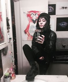 Goth Babe Aesthetic, Goth Lesbian, Androgynous Goth Fashion, Fun Scenarios, Goth Punk Photoshoot, Dark Beauty Fashion, Punk Fashion Diy, Goth Girl Photoshoots, The Girl With The Dragon Tattoo