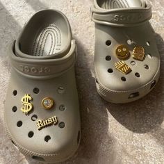 Crocs Shoes Women, Cool Crocs, Crocs Boots, Dr Shoes, Cartoon Shoes