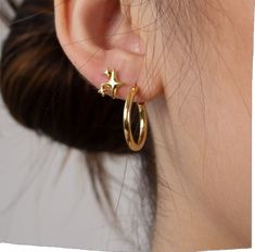 Elegant Star-shaped Nickel-free Hoop Earrings, Elegant Hypoallergenic Star Earrings, Tarnish Resistant Star Earrings, Elegant Star-shaped Huggie Earrings, Yellow Gold Star Huggie Earrings, Huggie Plug Earrings As Gift, Elegant Star Shaped Hoop Earrings Gift, Minimalist Star-shaped Tarnish Resistant Earrings, Elegant Silver Star Huggie Earrings