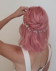 Pink Hair Wedding, Pink Short Hair, Baby Pink Hair, Light Pink Hair, Pink Hair Dye, Creative Hair Color, Pastel Pink Hair, Hair Color And Cut