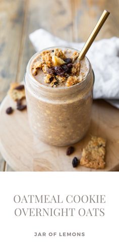 Oatmeal cookie overnight oats in a large jar. Cookie Overnight Oats, Quiche Sausage, Overnight Breakfast Recipes, Yogurt Muffins, Easy Overnight Oats, Bacon Quiche, Overnight Breakfast, Weekday Breakfast, Fun Breakfast