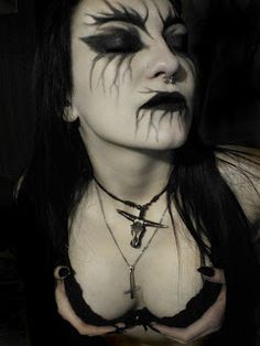 Chica Dark, Rock Makeup, Metalhead Girl, Black Metal Girl, Gothic Lingerie, Black Metal Art, Heavy Metal Art, Dark Angels, Extreme Metal