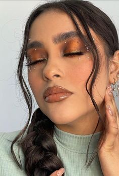 Contour Highlight, Gold Makeup, Creative Makeup Looks