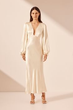 La Lune Plunged Neck Balloon Sleeve Midi Dress | Cream | Dresses | Shona Joy Shona Joy La Lune, Shona Joy Dress, Rehearsal Dinner Outfits, Silk Dress Long, Shona Joy, Midi Length Skirts, Wedding Dress Shopping, Midi Dress With Sleeves, Cream Dress