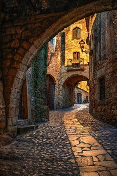 Landscape With Building, Landscapes Architecture, Landscape Building, Alley Way, Stone Buildings, Stone Street, Medieval City, Cobblestone Streets, Seni Dan Kraf