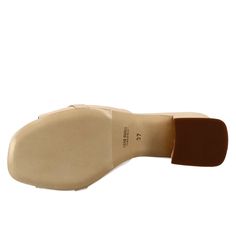 Women's sandal in powder color with gold buckle
Full grain leather

5 cm heel
Leather sole and padded insole
Made in Italy

Composition:
 Upper: 100% Leather
 Bottom: 100% Rubber
 Insole: 100% Leather Powder Pink, Handmade Shoes, Pink Leather, Womens Heels, Full Grain Leather, Shoe Brands, Shoes Online, Womens Sandals, Light Pink