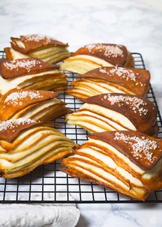 some kind of pastry that is on a cooling rack