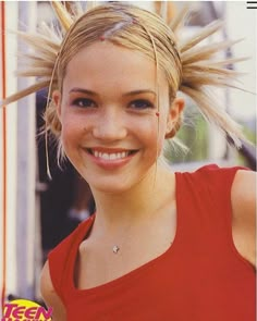 00s Hairstyles, Look 80s, 2000s Party, Y2k Hairstyles