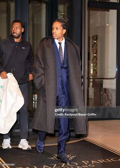 Elite Fashion, Sports Celebrities, Leather Trench, Mens Outfit Inspiration, Mens Fashion Streetwear, Black Men Fashion, Fashion Streetwear