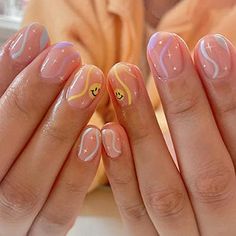 Theme Nails, Nail Red, August Nails, Back To School Nails, Nails Yellow, Cute Simple Nails, Press On Nails Short, Summery Nails, School Nails