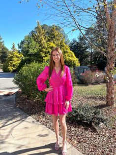 Look of Love Fuchsia Dress is for those bright pink lovers! Perfect for date night or a Sunday brunch, pair with heels or your favorite booties! The perfect dress for any occasion, especially if you love pink!