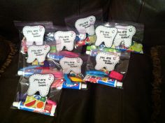 Dental Health week goodie bag to give the kids! Dentist Goodie Bags, Dental Gift Basket, Dental Goodie Bags, Dental Awareness, Dental Health Crafts, Dental Health Unit, Dental Health Week, Goodie Bag Ideas, Valentines Diy Kids