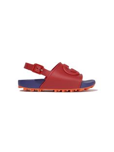 red/blue round open toe toe signature Interlocking G logo branded insole moulded footbed flat rubber sole slip-on style buckle-fastening slingback strap Gucci Kids, G Logo, Red Blue, Open Toe, Rubber Sole, Red And Blue, Slip On, Buckle, Gucci