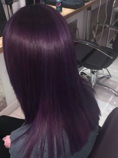 Dyed Hair On Straight Hair, Crown Hair Dye Style, Purple Hair Dimension, Hair Dye Ideas Whole Head, What Colour To Dye Your Hair, Plum Coloured Hair, Colors To Dye Your Hair Brunettes, Hair Colour Ideas Purple, Berry Purple Hair