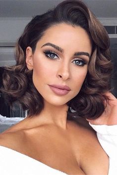 Bridal Makeup For Brown Eyes, Retro Wedding Hair, Prom Hair Medium, Women Wigs, Short Wedding Hair, Wedding Hairstyles Updo, Trending Hairstyles