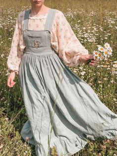 Winter Dresses Cottagecore, Field Outfit Aesthetic, Maxi Pinafore Dress, Old Clothing Aesthetic, Prairie Style Clothes, Mexican Cottagecore Outfits, Fairy Core Aesthetic Clothes, Cottage Clothes Aesthetic, Cottage Core Modest Outfits