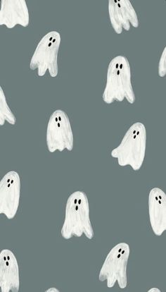 the ghost pattern is drawn in white on a gray background with black dots and eyes