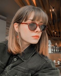 Fringe Bangs With Medium Hair Straight, Medium Hair Straight Bangs, Bob With Bangs Straight Hair, Straight Bangs Short Hair, Long Bobs With Bangs, Straight Bob With Fringe, Shoulder Length Hair Fringe, Shoulder Length Bob With Bangs, Bob Hairstyle Ideas