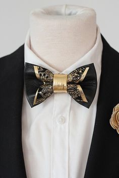 Check out this item in my Etsy shop https://www.etsy.com/listing/1346660725/black-and-gold-mens-bow-tie-for-men Black And Gold Bow Tie, Gold Bowtie, Leather Bowtie, Wedding Planning Notebook, Black And Gold Outfit, Blue Couch Living, Gold Tuxedo, Blue Couch Living Room