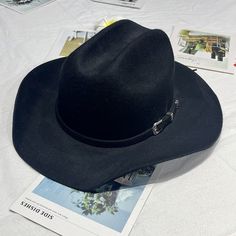 Product Category: Cowboy HatSuitable season: autumnHat style: high topHat brim style: wide brimColor: black, haze gray, dark brown, khaki, white, royal blue, bright red, lake blue, gray, dragon fruit color, burgundy, rose red, dark green, light brown, camel, navy blue, beigeSize: M (57cm), L (59cm)Function: warmth, sunshadeStyle: Versatile, elegant, casual, fashionable OL, simple, European and AmericanStyle Category: Fashion Commuting Casual Wide Brim Felt Hat For Ranch, Trendy Fedora Hat Bands For Ranch, Casual Felt Hat For Rodeo In Fall, Trendy Brimmed Felt Hat For Rodeo, Casual Felt Hat For Fall Rodeo, Casual Winter Felt Hat For Ranch, Casual Brimmed Felt Hat For Western-themed Events, Trendy Winter Hat Bands For Rodeo, Trendy Winter Rodeo Hat Bands