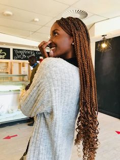 Light Brown Box Braids With Curly Ends, Brown Twist Braids Hairstyles, Brown Box Braids With Curly Ends, Honey Brown Box Braids, Fall Box Braids, Brown Braids, Braid Inspiration