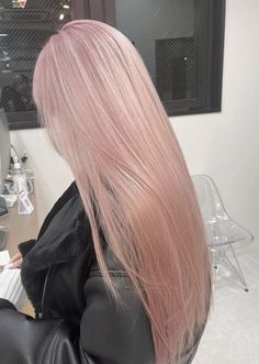 Light Pink Hair, Wine Hair, Dyed Hair Inspiration, Pretty Hair Color, Hair Color Pink, Pastel Hair, Dye My Hair