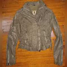 Olive Green Leather Motorcycle Jacket Size Small Leather Motorcycle Jacket, Post Apocalyptic, Green Leather, Leather Jackets, True Religion, Motorcycle Jacket, Olive Green, Leather Jacket, Jackets & Coats