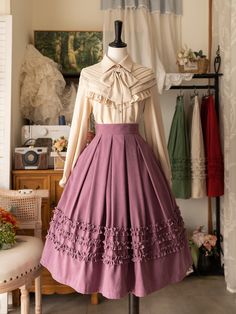 This price includes a skirt and a free KC (not for sale) only, others are not included.   	 		 			Size 			S 			M 			L 			XL 			2XL 		 		 			Waist 			60-68 			66-74 			72-80 			78-86 			84-92 		 		 			Full Length 			74 			75 			76 			77 			78 Retro Tiered Ruffled Skirt, Vintage Flared Ruffled Skirt, Vintage Ruffled Flared Skirt, Retro Tiered Ruffle Skirt, Poofy Skirt, Poofy Dress, Bell Skirt, Classic Lolita, Clothing Design Sketches