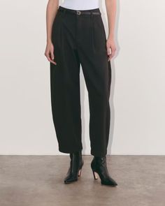 The Everywhere Pant Black – Everlane Utility Pants Outfit, Utility Pants, Trouser Pants Women, Pants Outfit, Ankle Length, Black Pants, Barrel, Straight Leg, High Rise