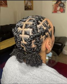 Twist Loc Styles, Loc Hairstyles For Men, Mens Dreadlock Styles, Cornrow Braids Men, Dreadlocks Hair Care, Short Dreadlocks Styles, Dread Hairstyles For Men