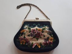 Beautiful, well-preserved vintage women's bag