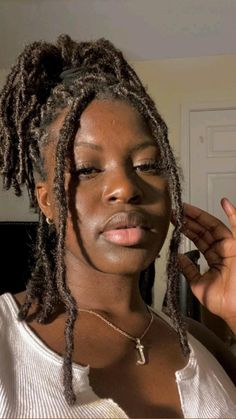 Short Faux Locs Hairstyles, Faux Locs Hairstyles For Women, Short Faux Locs, Locs Hairstyles For Women, Braid Inspiration, Girl Braided Hairstyles, Loc Hairstyles