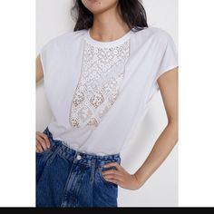 Short Sleeve. Lace On Front Side Only. Chic Zara T-shirt With Crew Neck, Chic White Cotton T-shirt, White Graphic Tee Short Sleeve Top For Summer, Zara White Graphic Tee Tops, White Graphic Tee By Zara, Chic White Crew Neck Top, Chic Zara Crew Neck T-shirt, Chic Zara Crew Neck Top, Lace Front Short